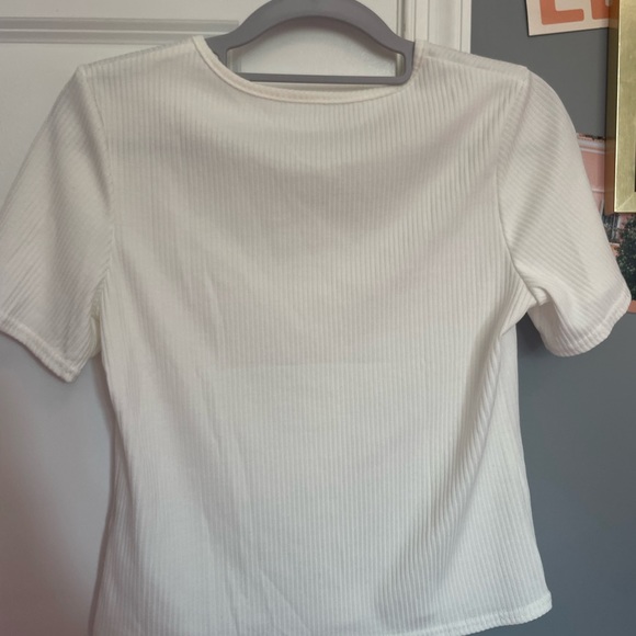 white butt up tee; shein womens small - Picture 2 of 3